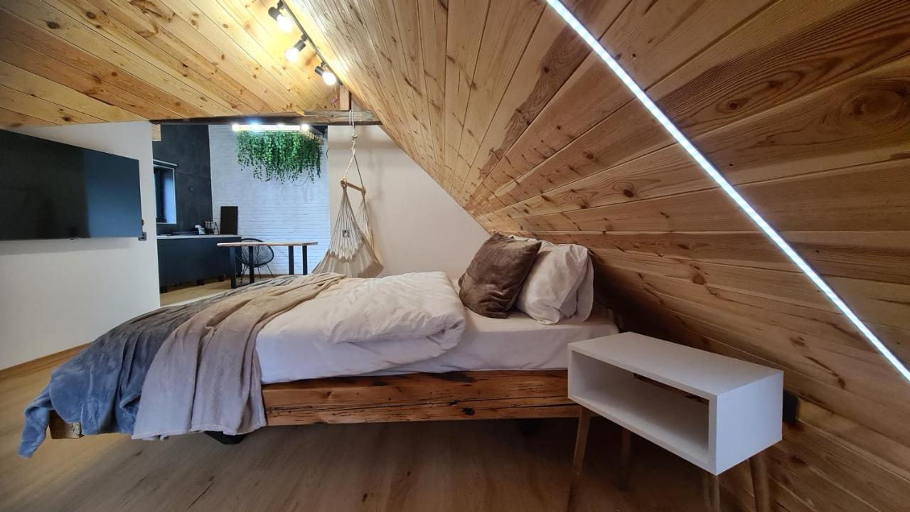 Casa Chiper - Attic Apartment With View Brasov Luaran gambar