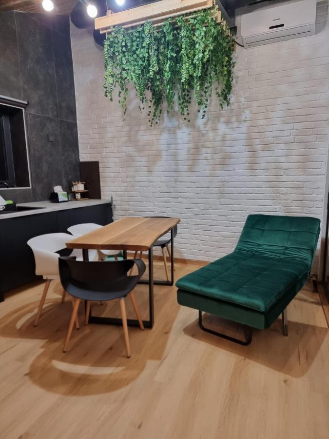 Casa Chiper - Attic Apartment With View Brasov Luaran gambar